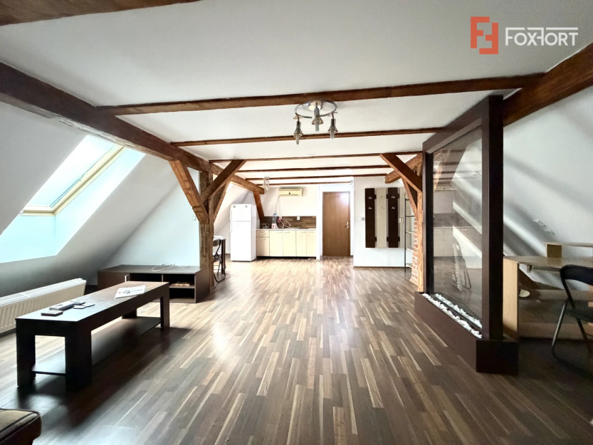 Apartament cu 3 camere de inchiriat - 70 mp, in Complexul Studentesc - 3