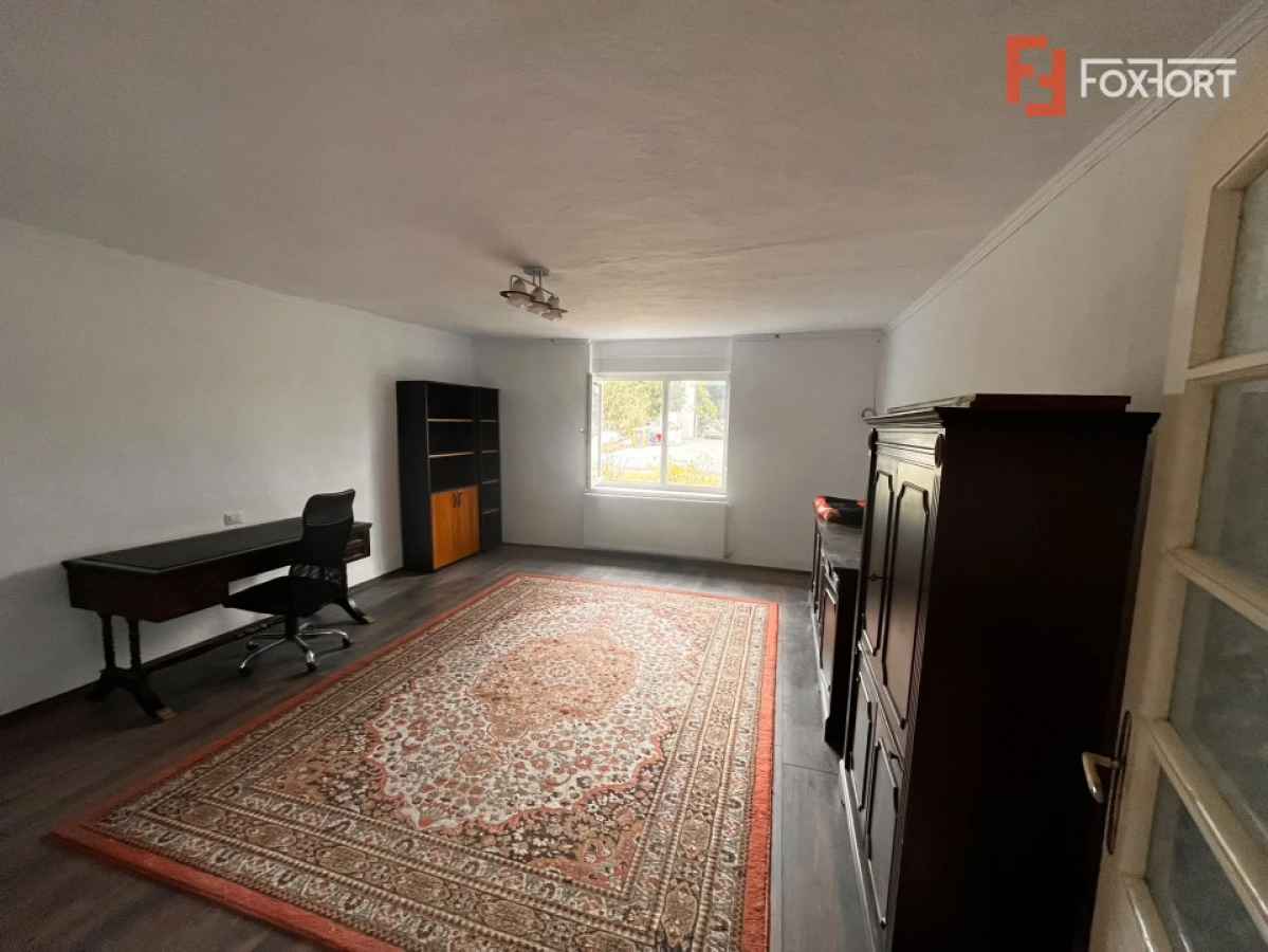 Casa cu teren de 1438 mp de vanzare - Recas - 1