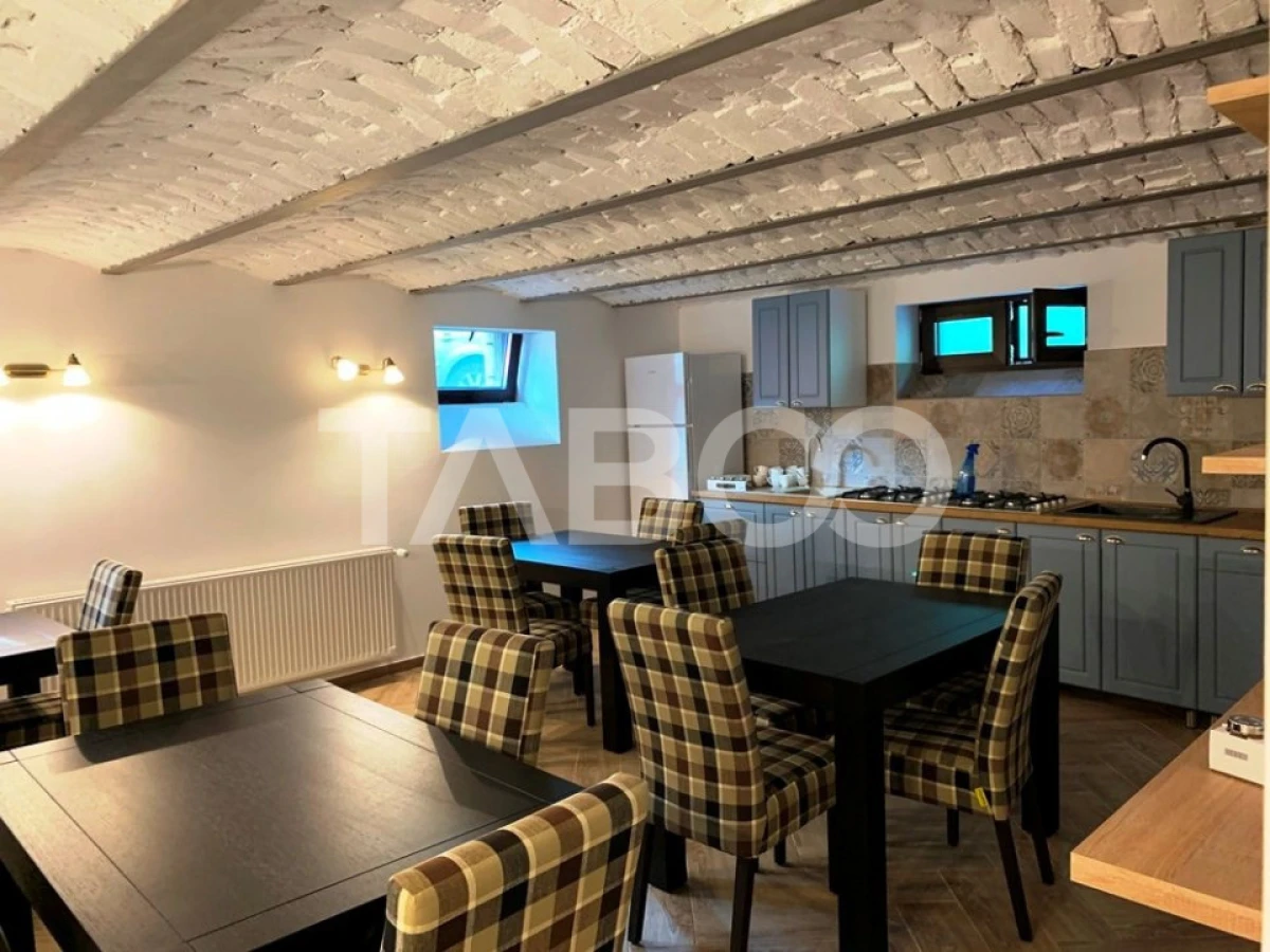 Pensiune moderna 5 camere 256 mp utili in Sibiu zona Orasul de Jos - 4