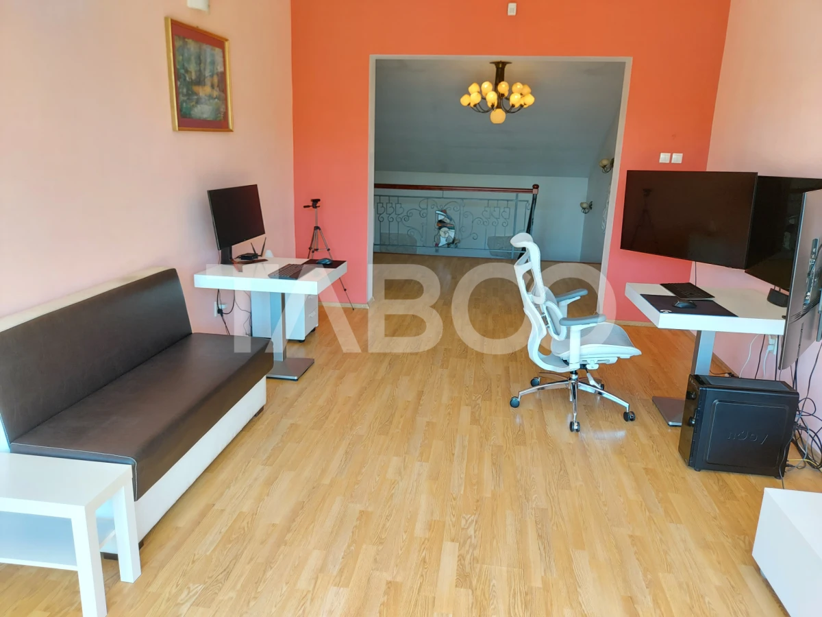 Casa individuala in Faget de inchiriat curte amenajata teren generos - 9