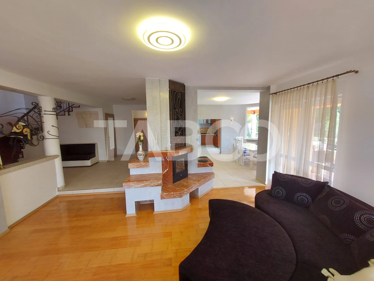 Casa individuala in Faget de inchiriat curte amenajata teren generos - 5