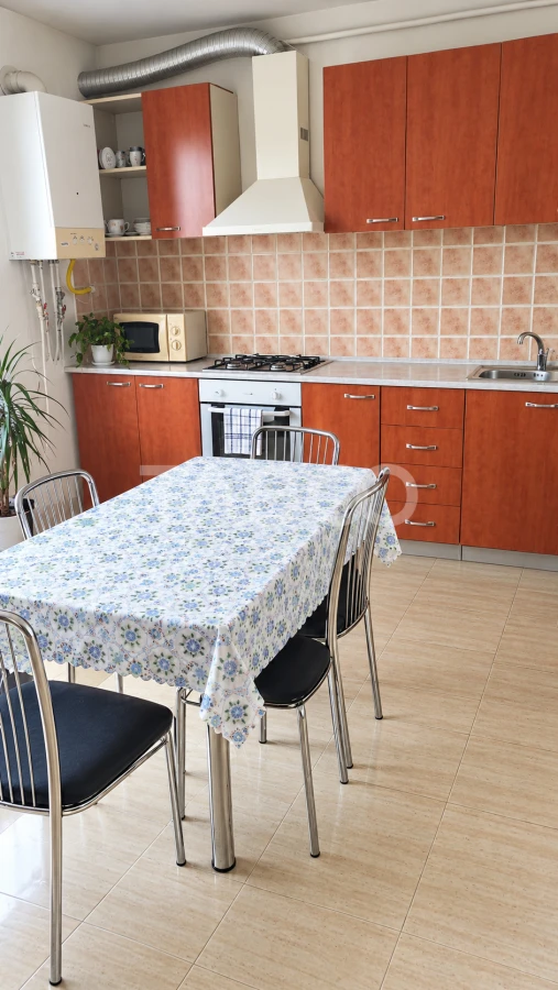 Apartament cu 2 camere cu balcon in Buna ziua zona Liceului Elf - 2
