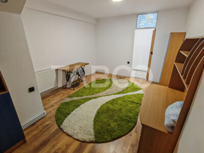 Apartament cu 2 camere de vanzare decomandat la cheie cartierul Gruia