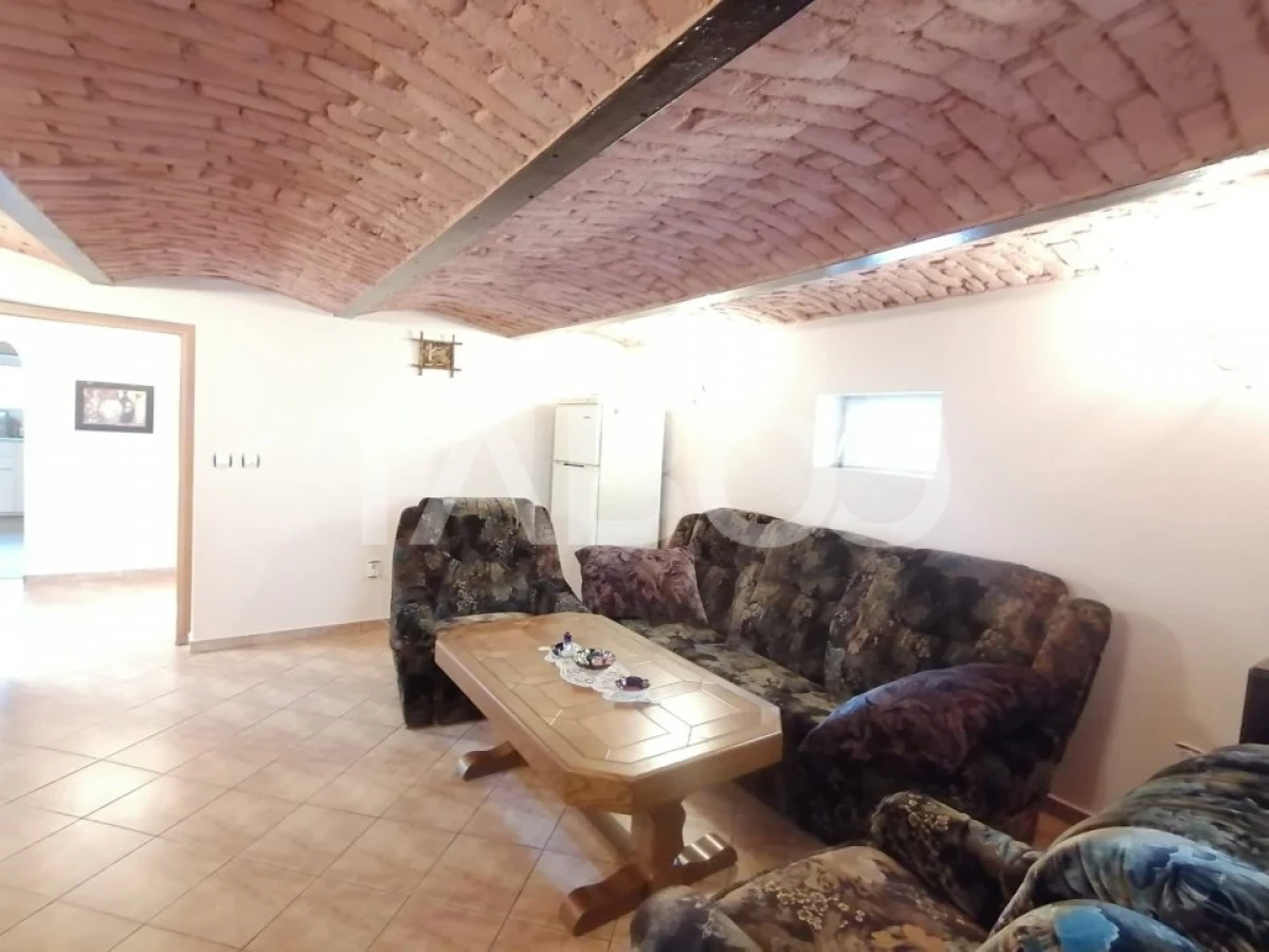 Casa individuala 6 camere de vanzare 250 mpu 361 mp teren zona Lupeni - 6