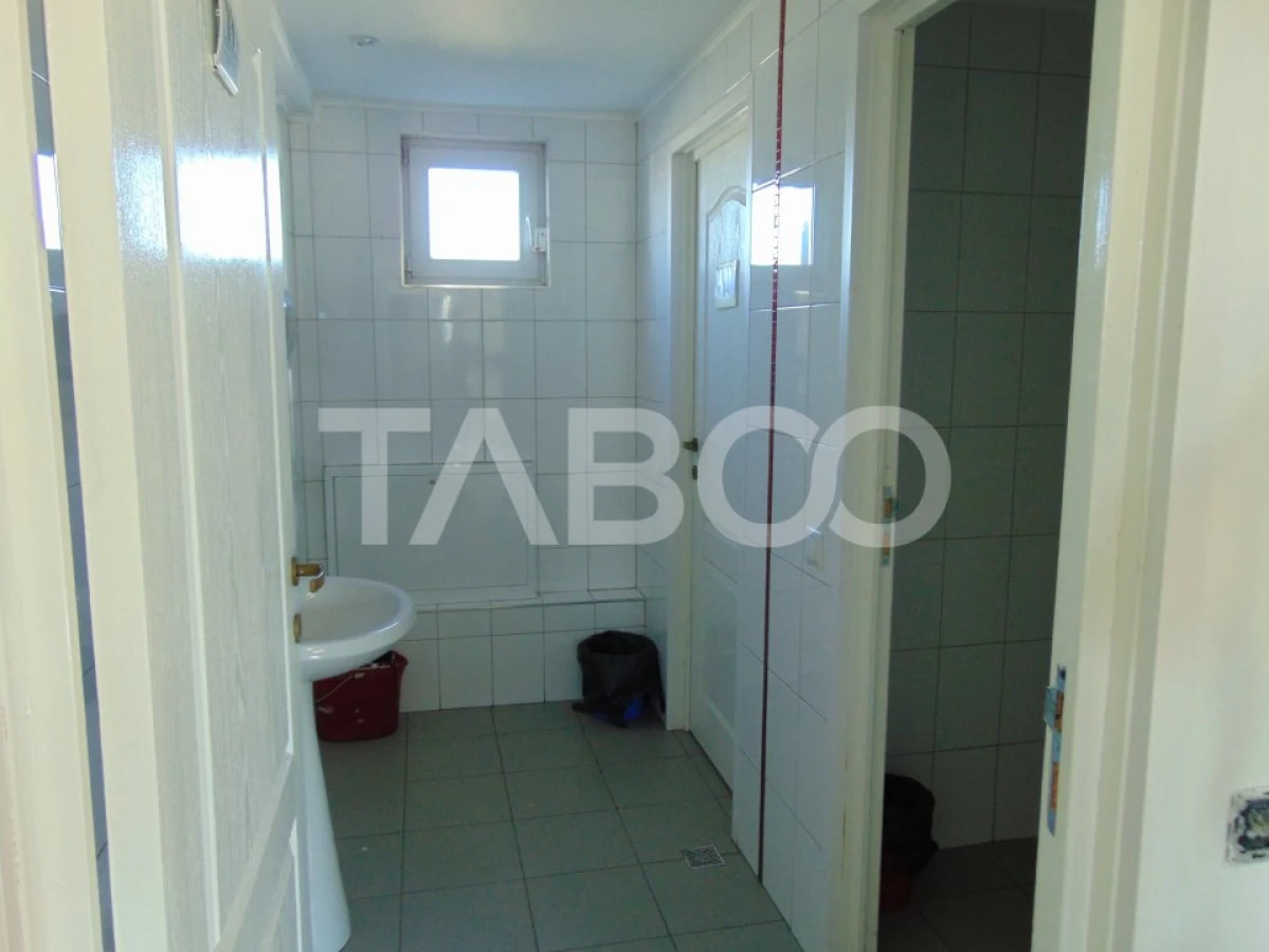 Spatiu comercial 60 mp si vitrina de inchiriat Calea Surii Mari Sibiu - 3
