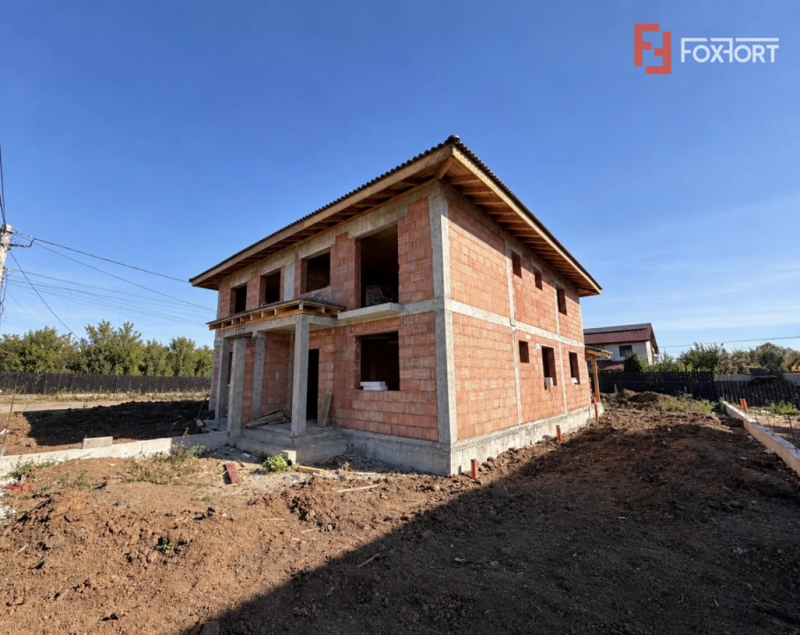 Duplex cu 5 camere, teren 360 mp cu toate utilitatile - Sanandrei - 1