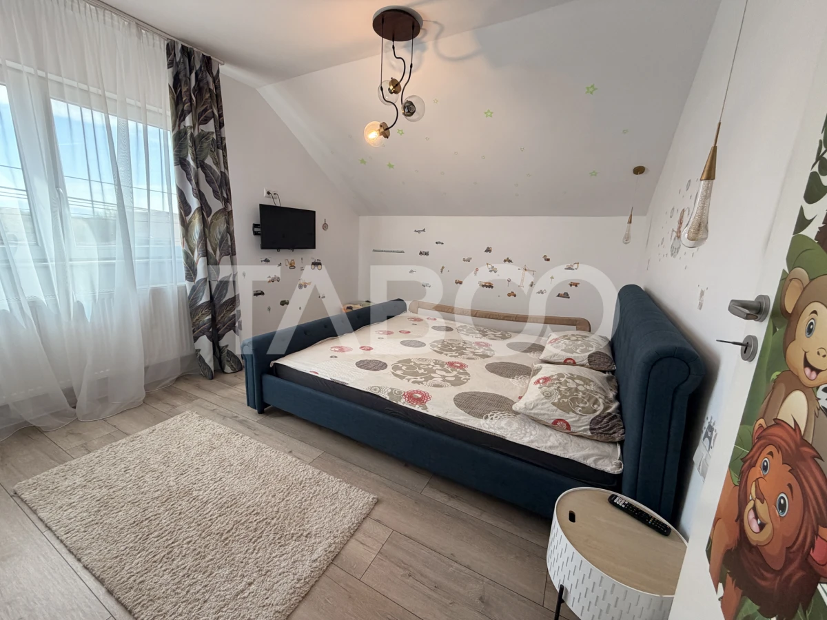 Casa individuala moderna de vanzare cu 5 camere 2 bai teren Sura Mare - 8