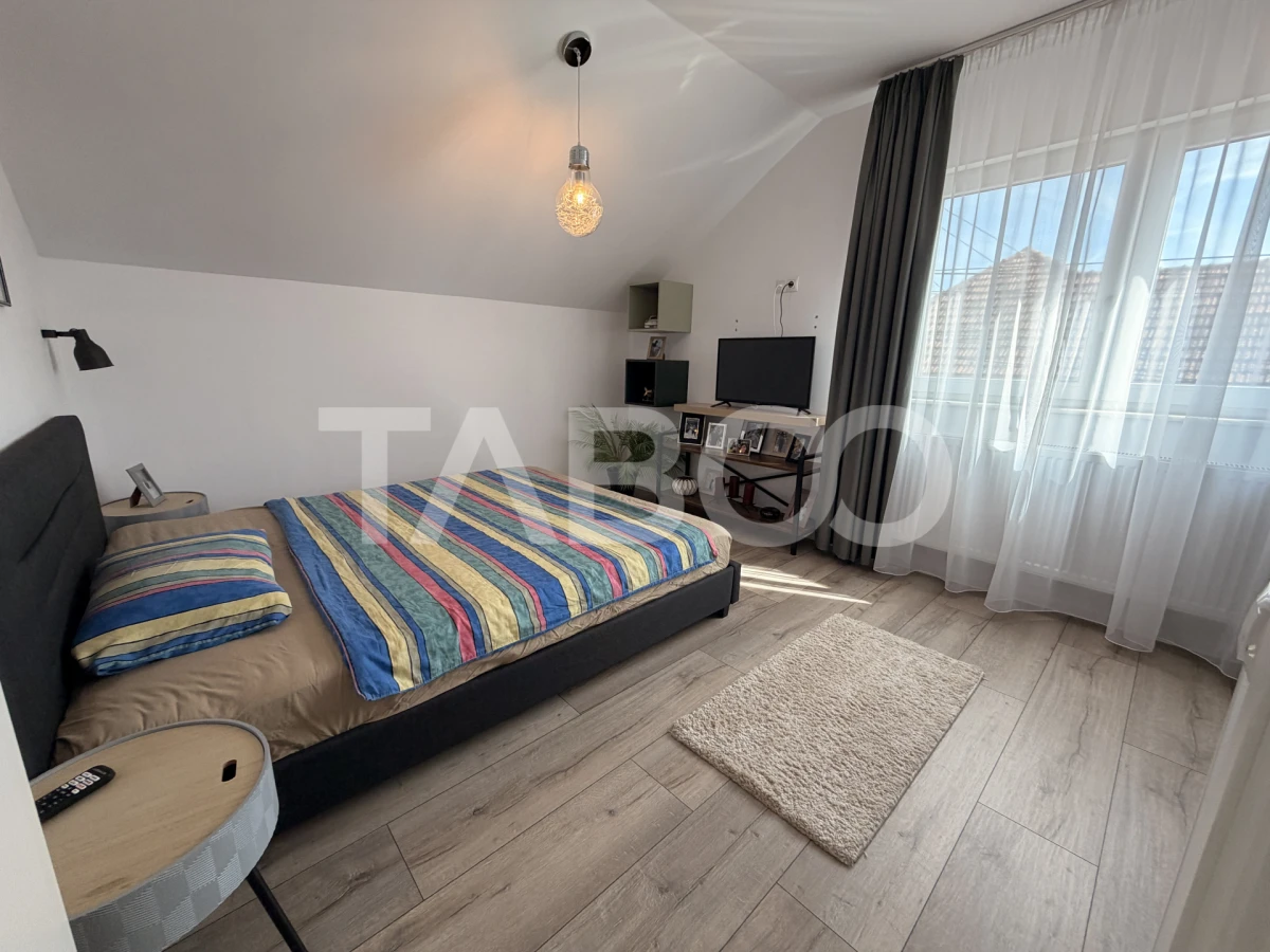 Casa individuala moderna de vanzare cu 5 camere 2 bai teren Sura Mare - 5