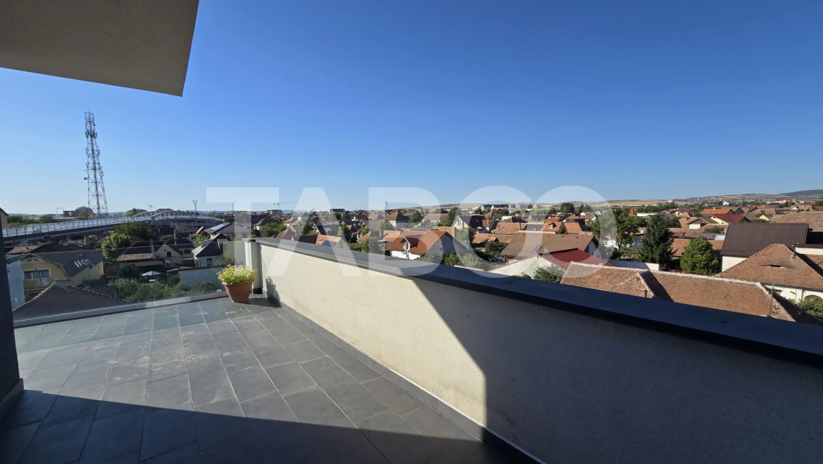 Penthouse de inchiriat 3 camere 2 bai si terasa de 107mp in Piata Cluj - 3