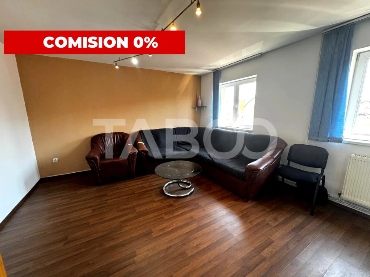 COMISION 0 - Apartament decomandat 4 camere 90 mpu Vasile Aaron Sibiu - 2