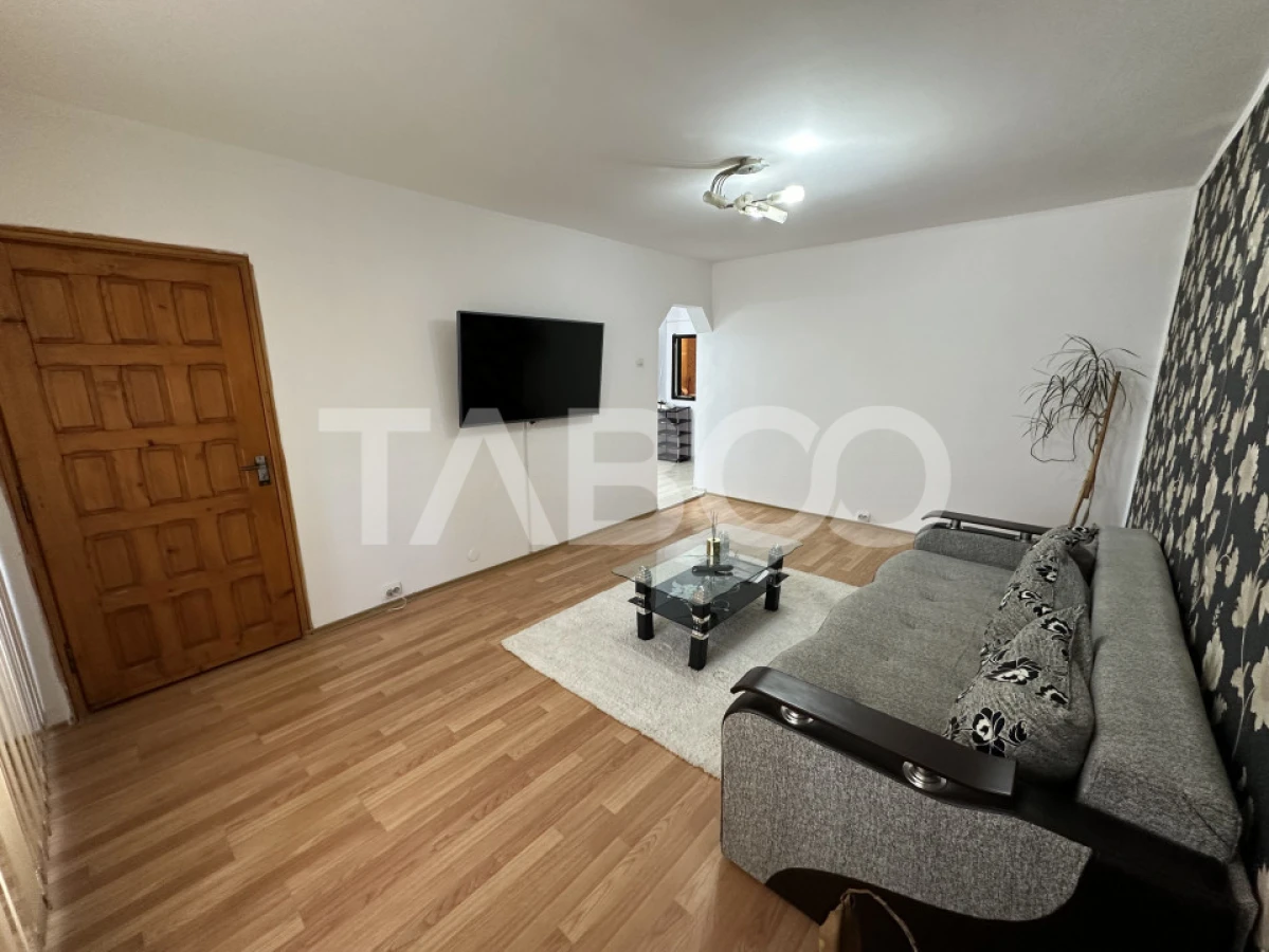 Apartament decomandat 3 camere 2 bai 68 mpu etaj 3 Calimanesti Valcea - 10