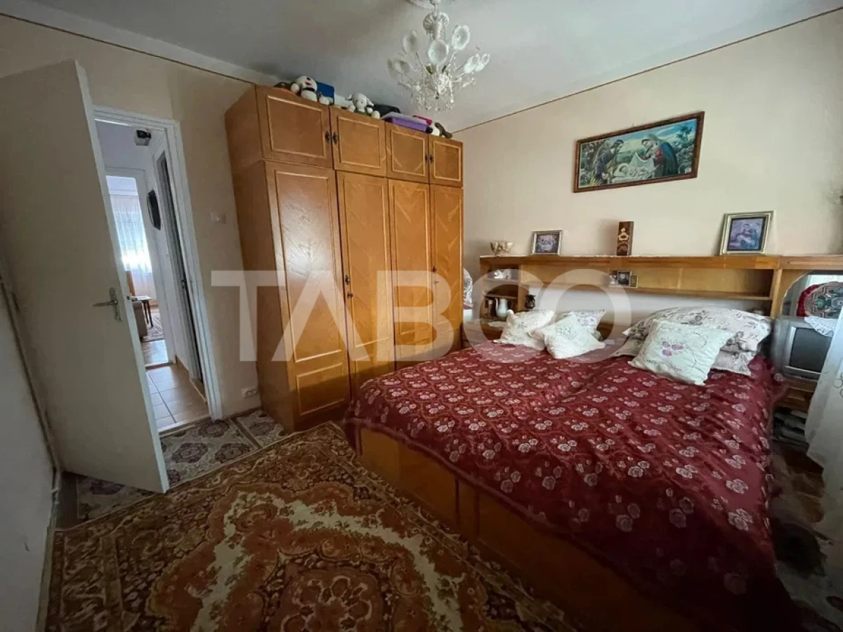 Apartament 2 camere decomandat 62 mp pivnita zona Central-Dioda Sibiu - 1