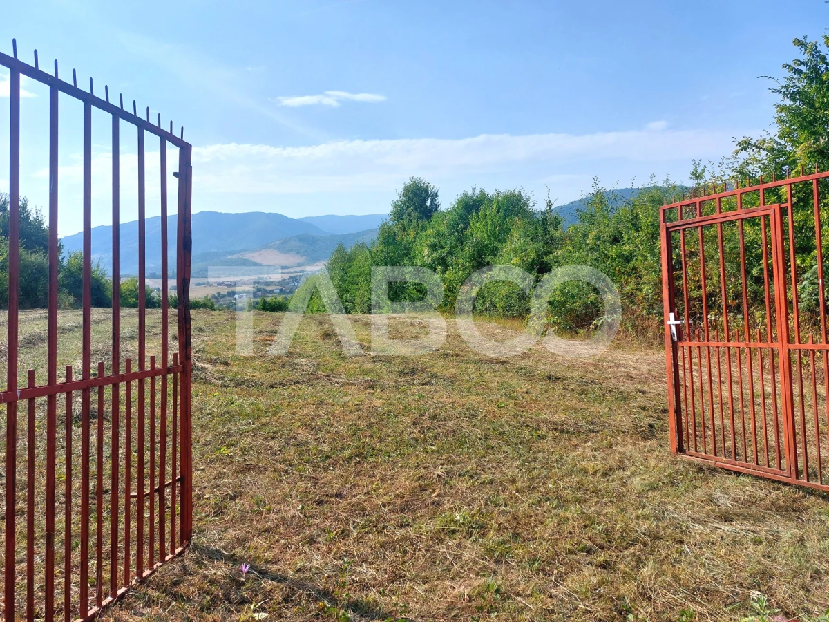 Teren intravilan 2079mp 2 fronturi PUZ curent apa langa parcela Tocile - 2