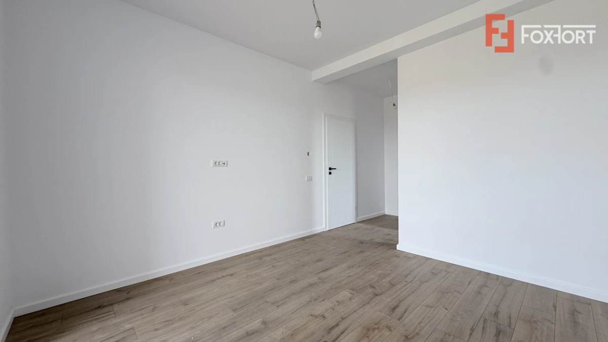 Comision 0% Apartament de vanzare, 3 camere + terasa de 15,62 mp Mosnita - 8