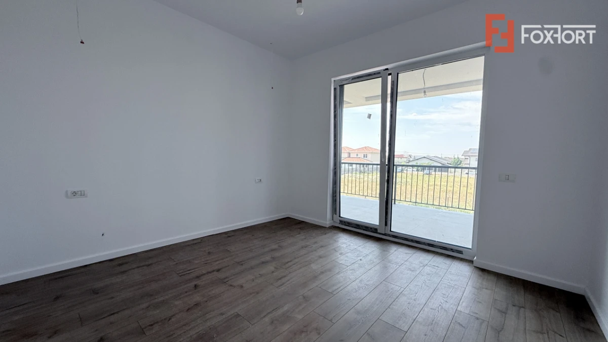 Comision 0% Apartament de vanzare, 3 camere + terasa de 15,62 mp Mosnita - 5