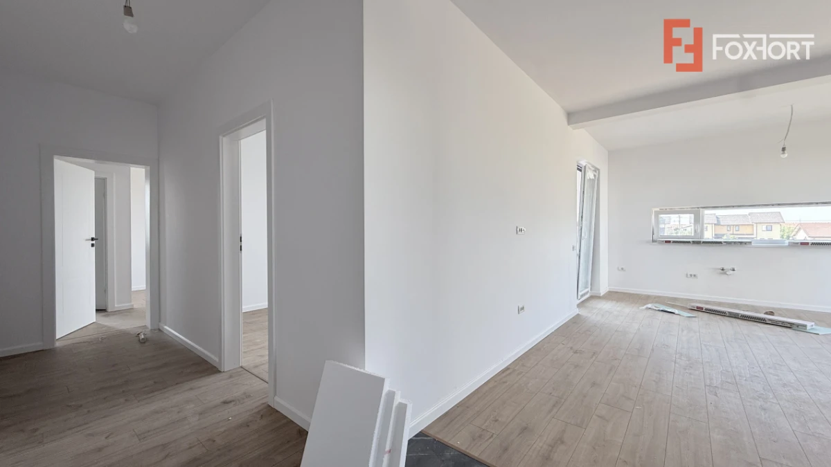 Comision 0% Apartament de vanzare, 3 camere + terasa de 15,62 mp Mosnita - 4