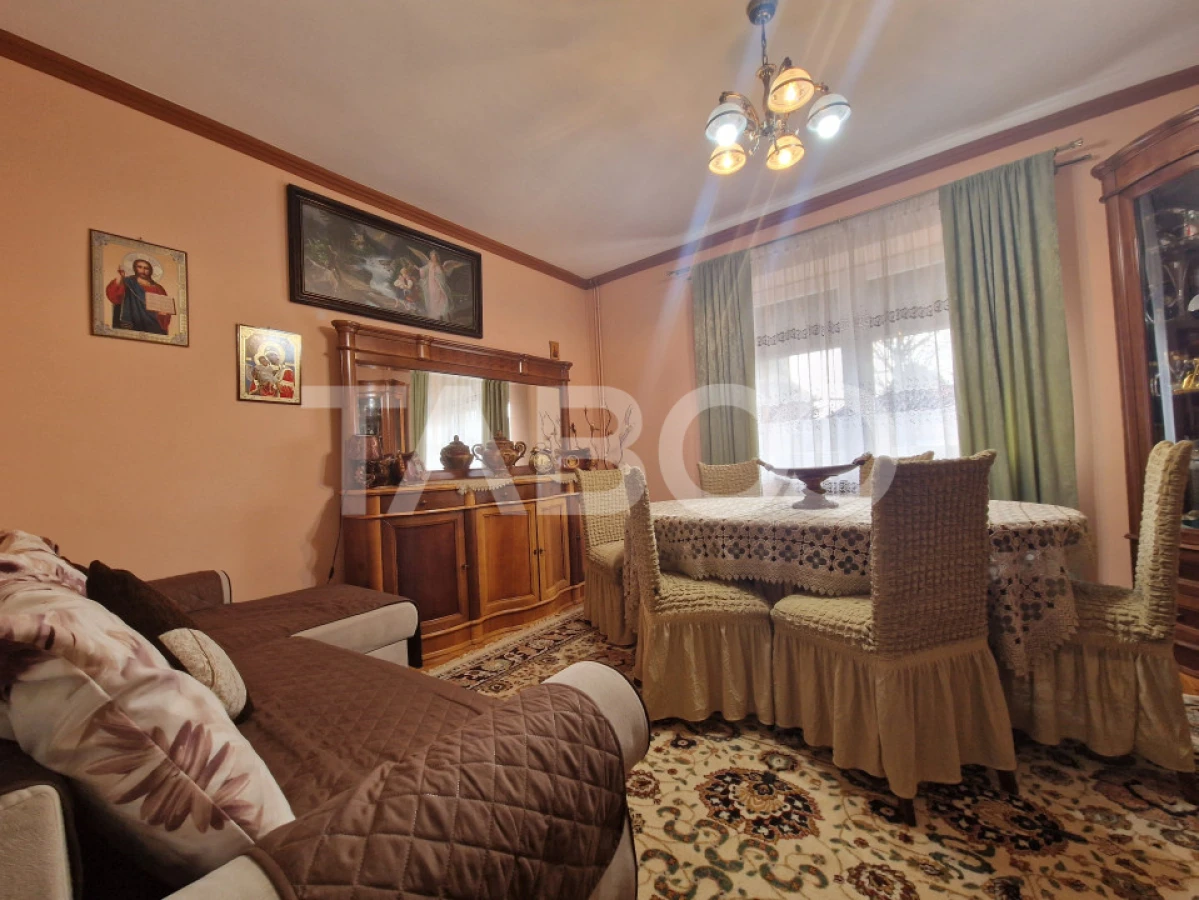 Casa individuala de vanzare cu acces auto in Terezian - 2