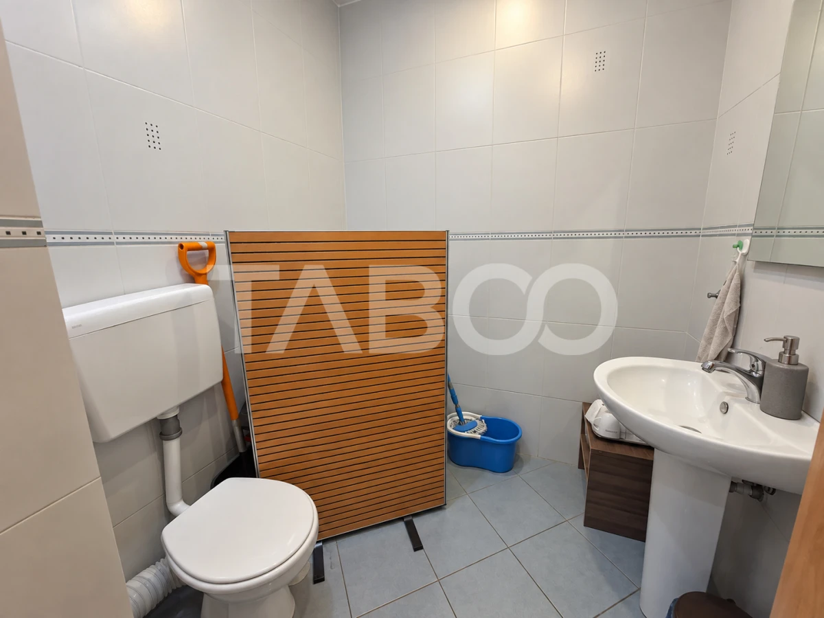 Spatiu birouri de inchiriat renovat modern 50 mp in Sibiu zona Strand - 9