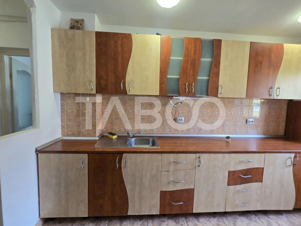 Apartament de inchiriat 2 dormitoare decomandat Vasile Aaron Sibiu - 6