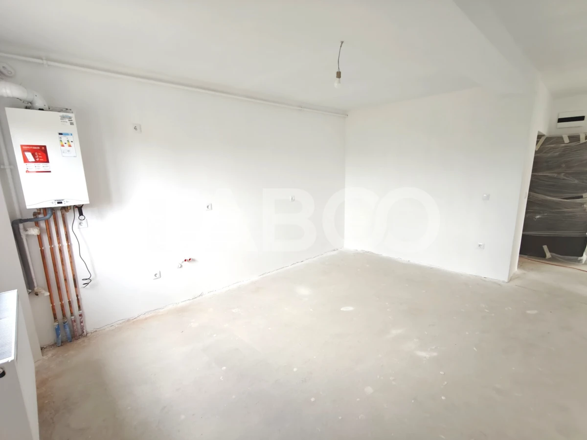 Apartament intabulat 3 camere balcon - etaj 1 - parcare - Comision 0 - 4
