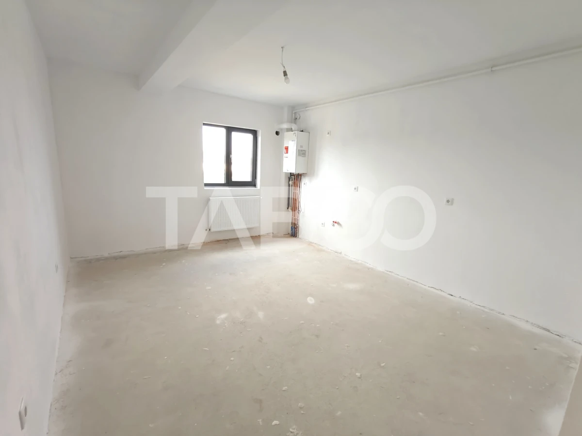 Apartament intabulat 3 camere balcon - etaj 1 - parcare - Comision 0 - 3