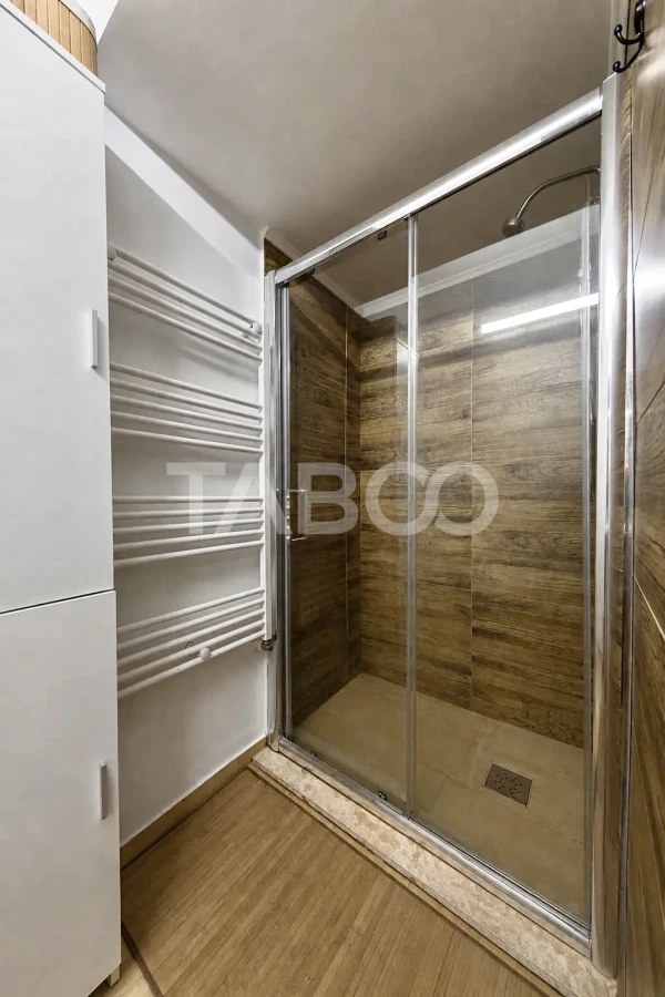 Apartament cu 2 camere modern in Centru la casa cu curte zona Platinia - 9