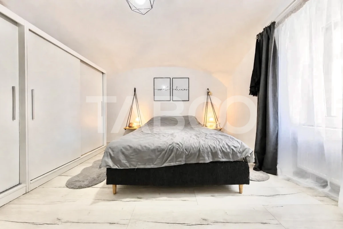 Apartament cu 2 camere modern in Centru la casa cu curte zona Platinia - 1