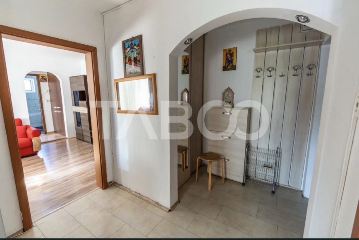 Apartament cu 3 camere si garaj de vanzare in cartierul Manastur - 2