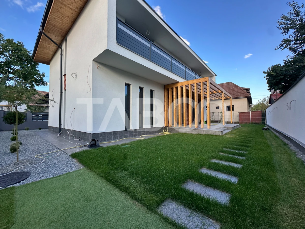 Casa individuala de vanzare in cartierul Ghergheni stadiu semifinisat - 1