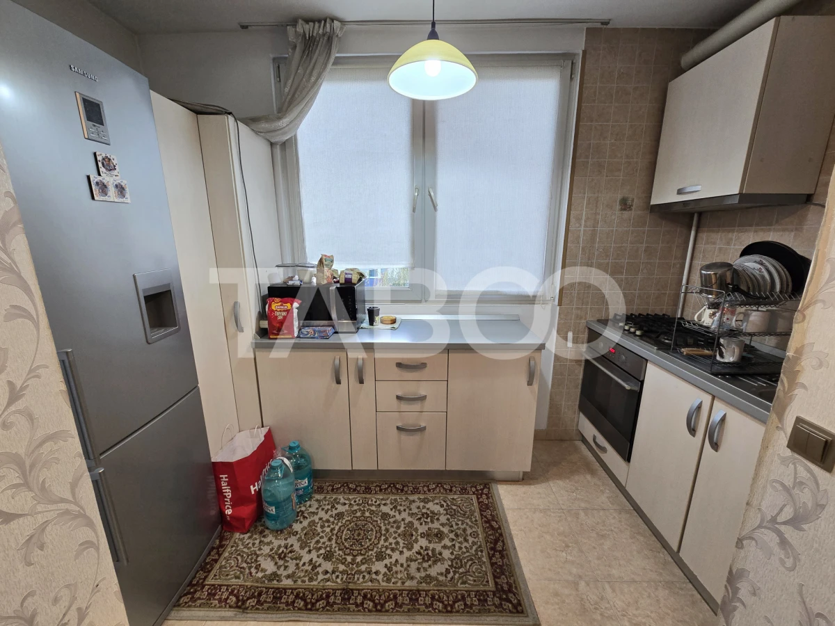 Apartament 3 camere decomandat mobilat balcon parcare Turnisor Sibiu - 9