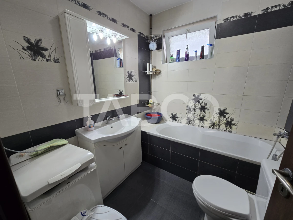 Apartament 3 camere decomandat mobilat balcon parcare Turnisor Sibiu - 6