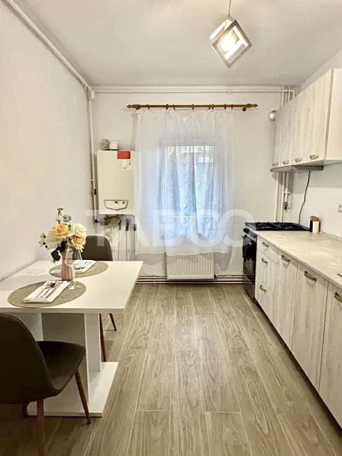 Apartament cu 3 camere la cheie 2 balcoane in Grigorescu langa Piata - 5