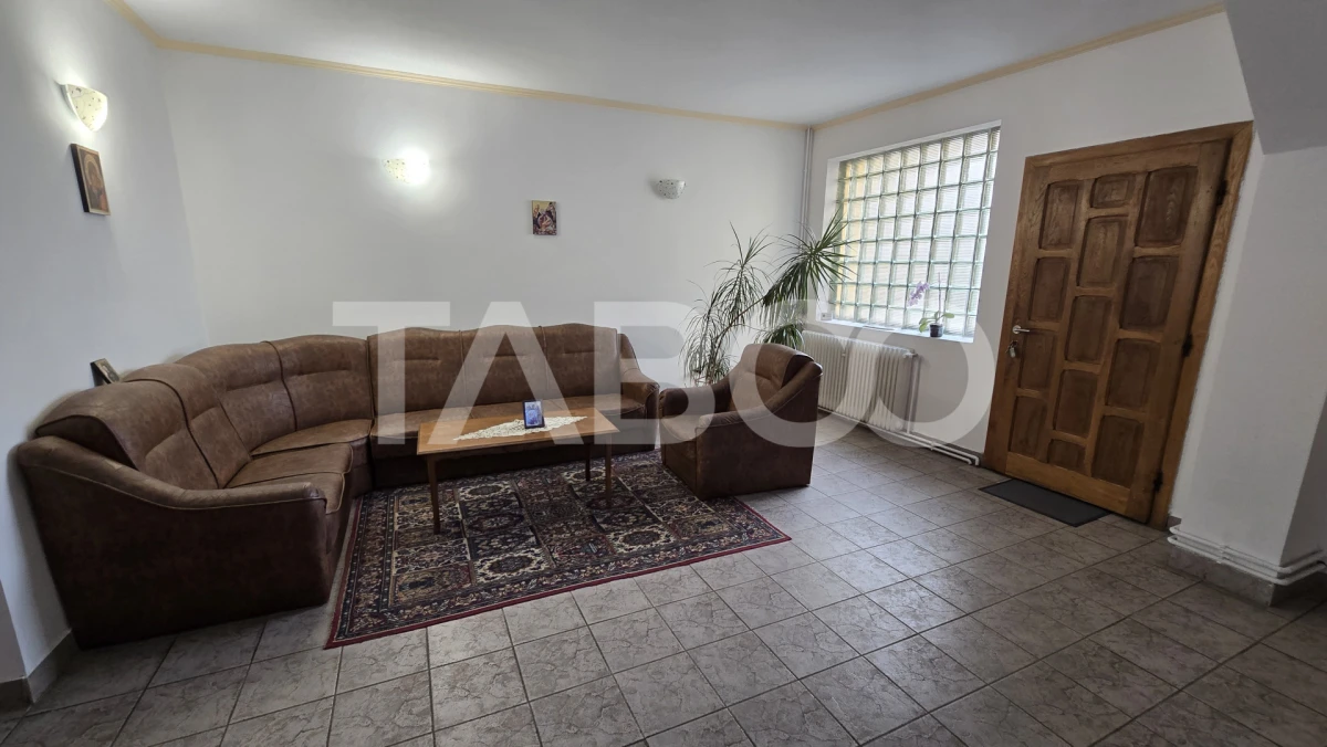 Casa cu piscina 5 camere 3 bai de vanzare in Turnisor Sibiu - 9