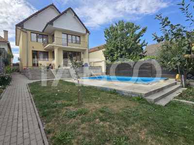 Casa cu piscina 5 camere 3 bai de vanzare in Turnisor Sibiu
