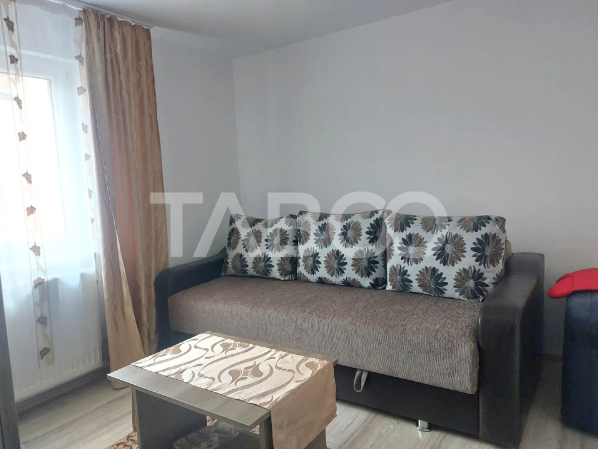 Apartament la casa 119 mpu 5 camere 2 bucatarii 3 bai gradina Cisnadie - 2