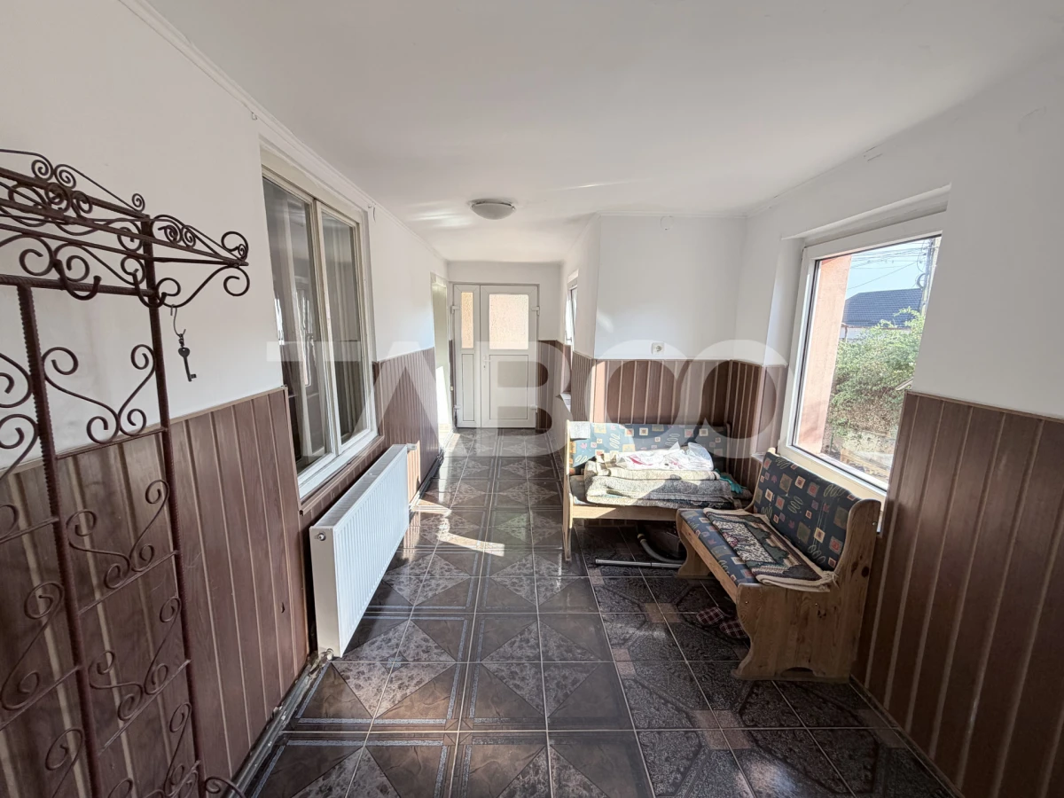 Casa individuala 500 mp teren cu acces auto in curte in Sura Mare - 9