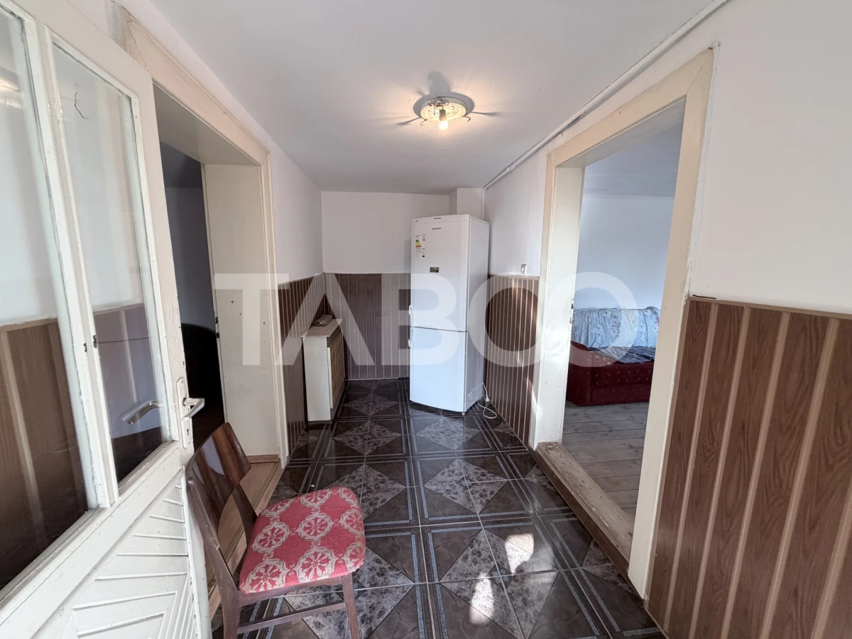Casa individuala 500 mp teren cu acces auto in curte in Sura Mare - 7