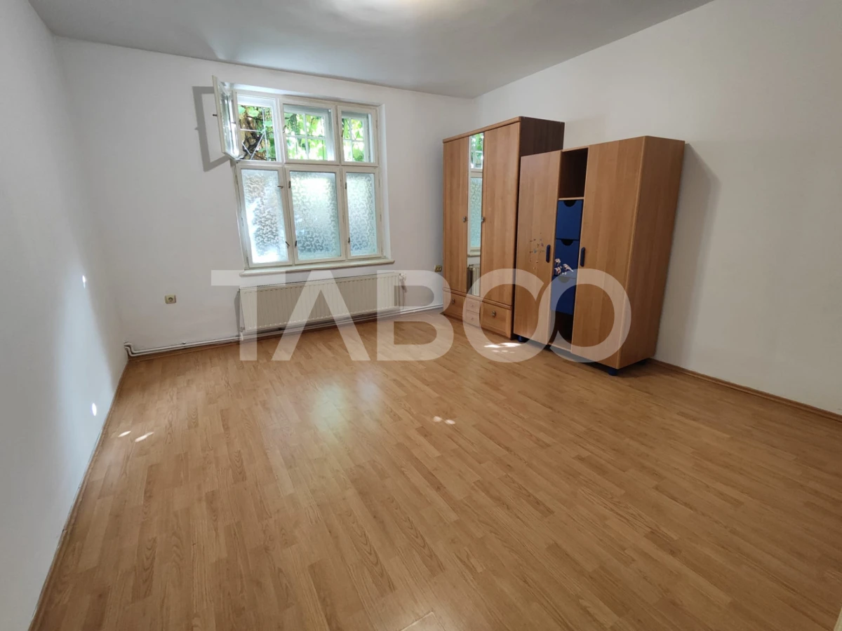 Apartament decomandat 93 utili curte proprie pivnita Sub Arini Sibiu - 3