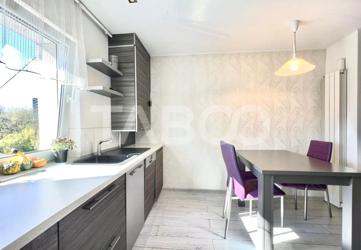 Apartament cu 3 camere decomandate de vanzare in cartierul Marasti - 10
