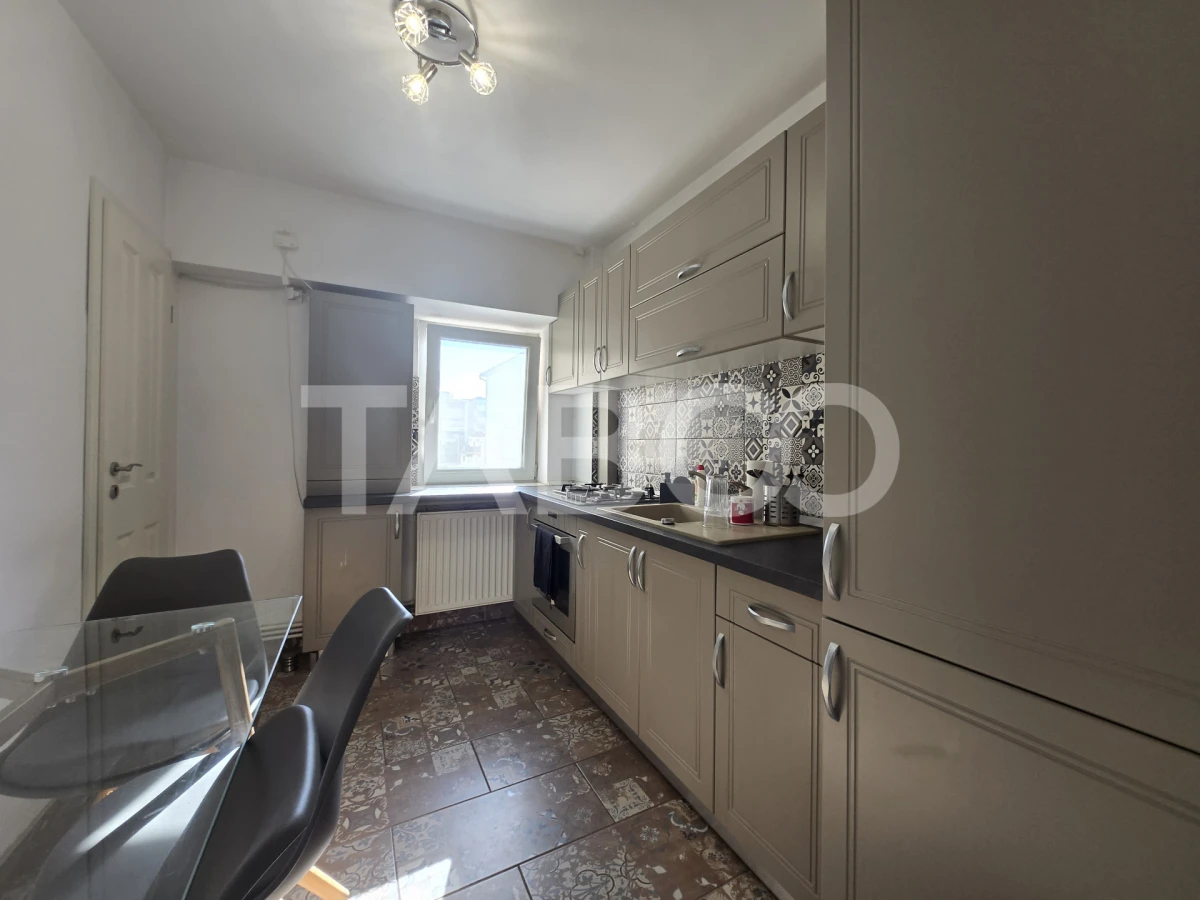 Apartament 2 camere de inchiriat decomandat 55mp zona Sub Arini Sibiu - 4