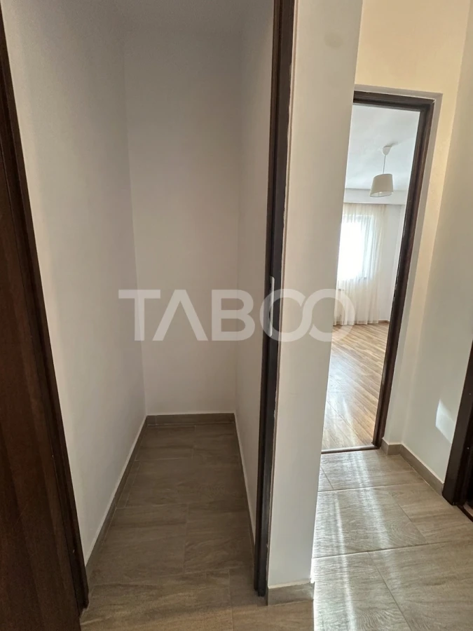Apartament mobilat utilat de inchiriat 2 camere si balcon Vasile Aaron - 9