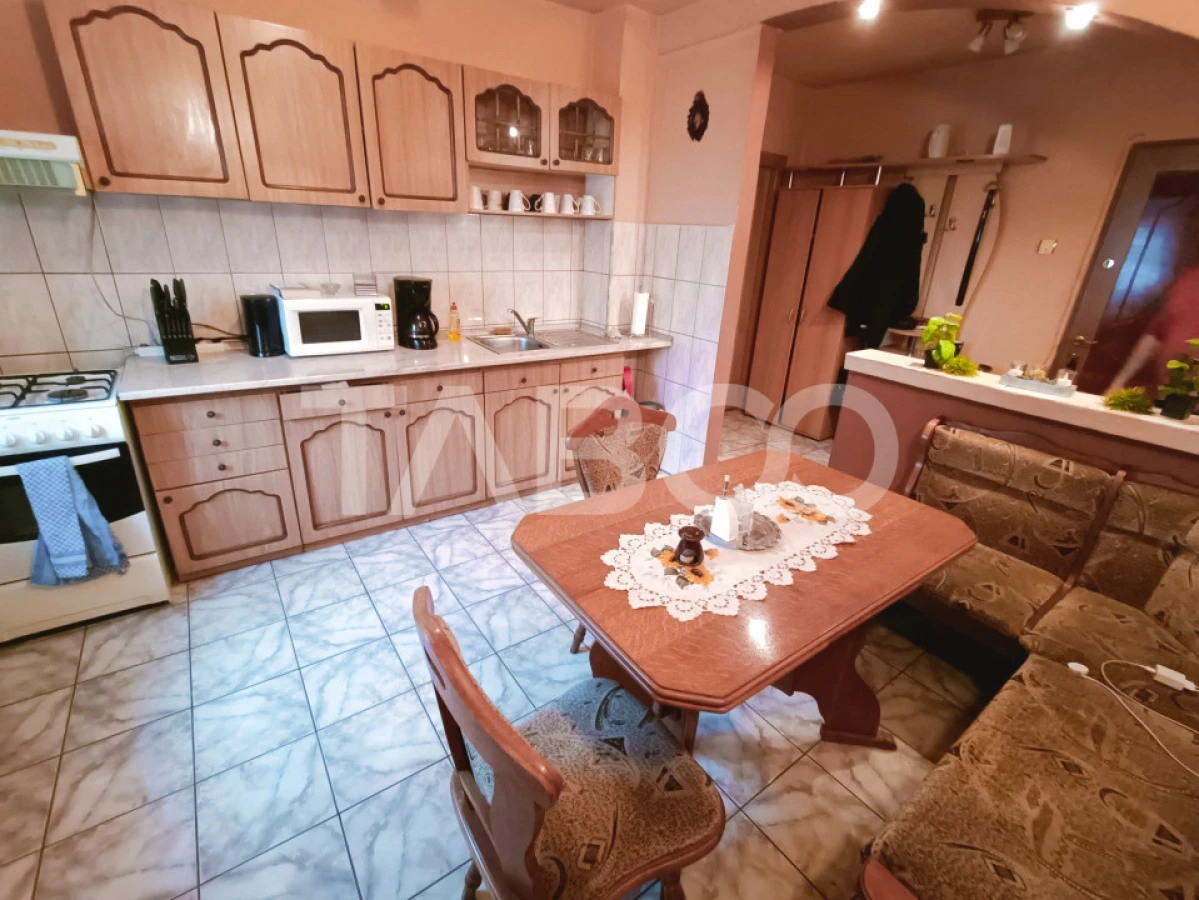 Apartament cu 3 camere 2 bai 63 mp utili etaj 1 in Sibiu zona Turnisor - 8