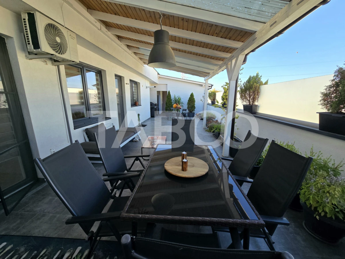 Penthouse 4 camere mobilat 2 bai 2 parcari terasa 72 mp Turnisor Sibiu - 2