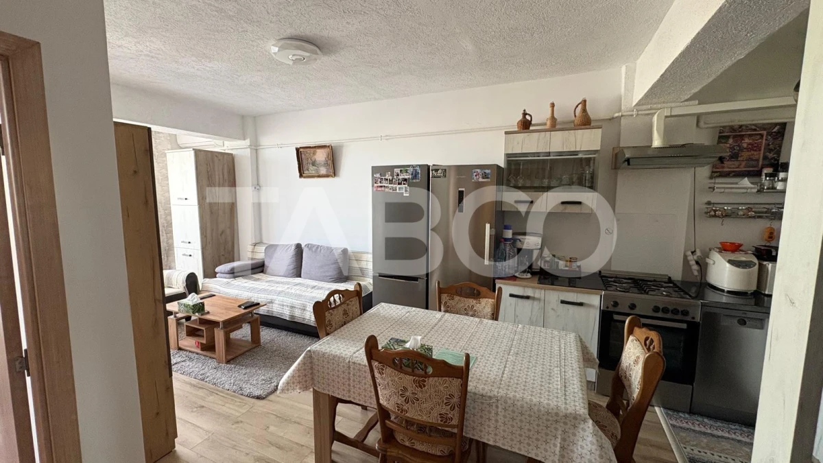 Apartament 2 camere 39 mp utili decomandat mobilat utilat balcon 8 mp - 1