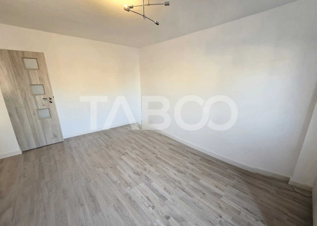 Apartament 3 camere decomandat 2 bai balcon Mihai Viteazul Sibiu - 10