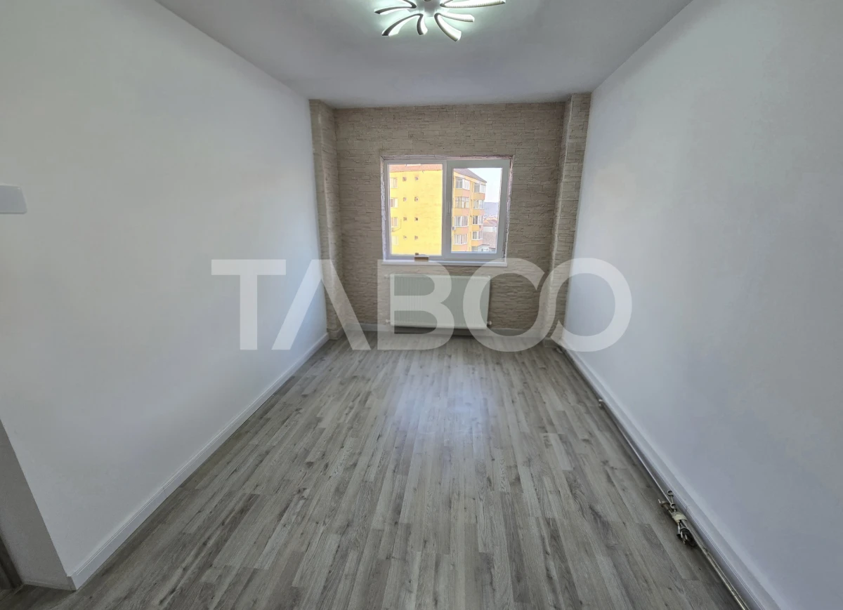 Apartament 3 camere decomandat 2 bai balcon Mihai Viteazul Sibiu - 8