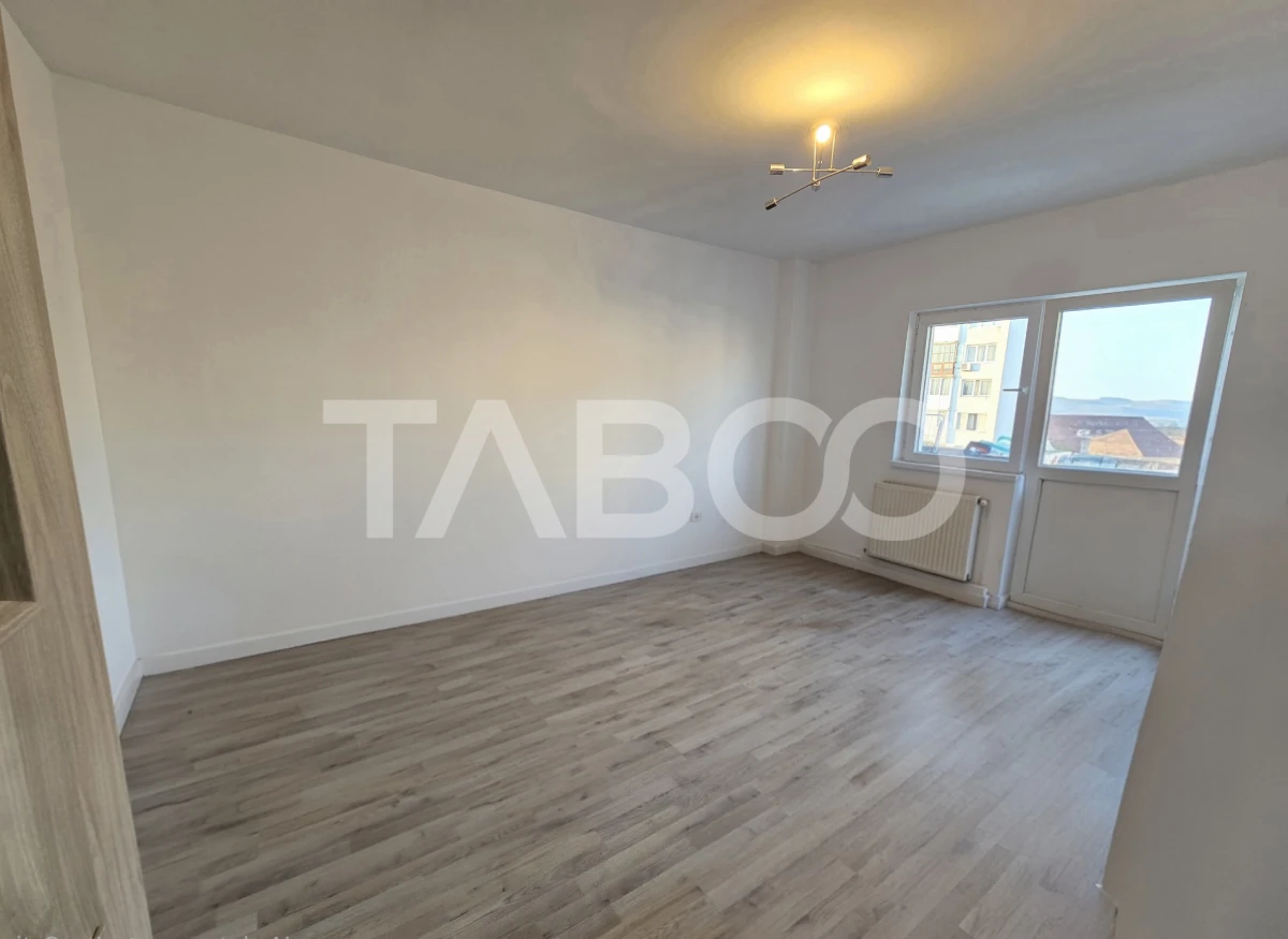 Apartament 3 camere decomandat 2 bai balcon Mihai Viteazul Sibiu - 2