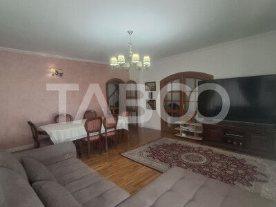 Apartament 4 camere 155 mp 2 balcoane garaj inchis Central Sibiu