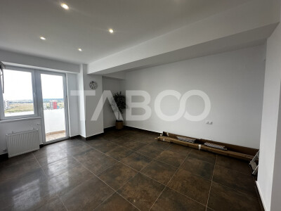 Apartament 2 camere de vanzare bucatarie separata etaj intermediar
