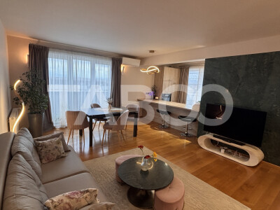 Penthouse 3 camere si doua locuri parcare de vanzare in City Residence